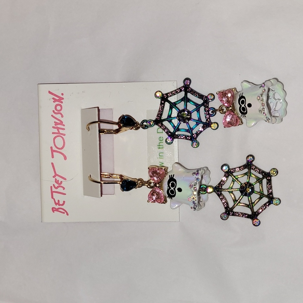 🎃HALLOWEEN IS COMING!🎃 NWT Betsey Johnson  GLOW IN THE DARK ghostie earrings